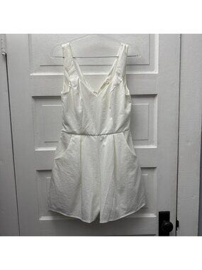 ROW A White Sleeveless Romper Womens S V Neck Pockets Textured Lined